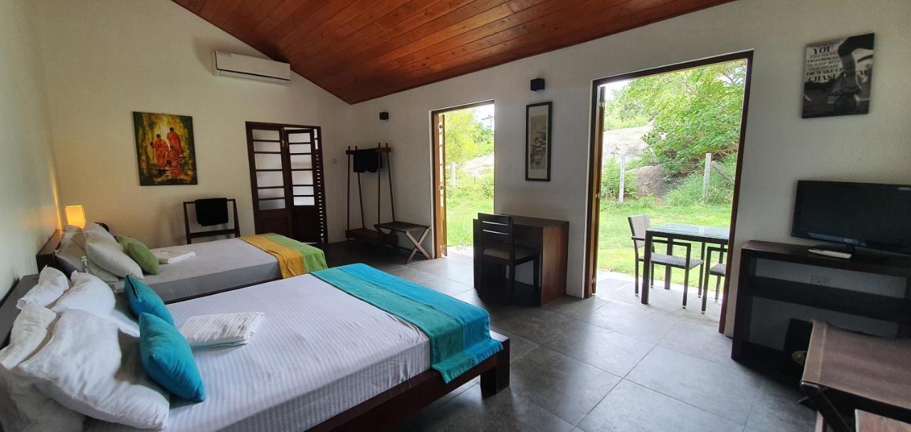 Ocean Cottage Kalametiya Exterior foto